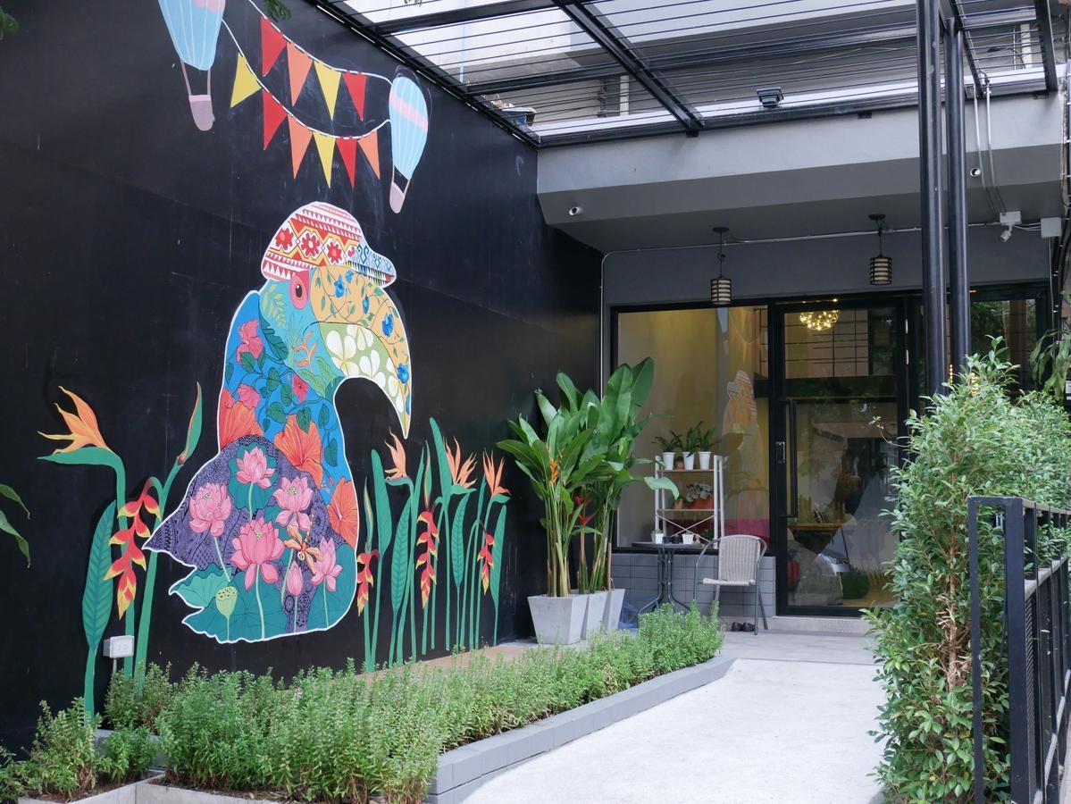 Warm Casa Chiangmai Pansiyon Chiang Mai Dış mekan fotoğraf