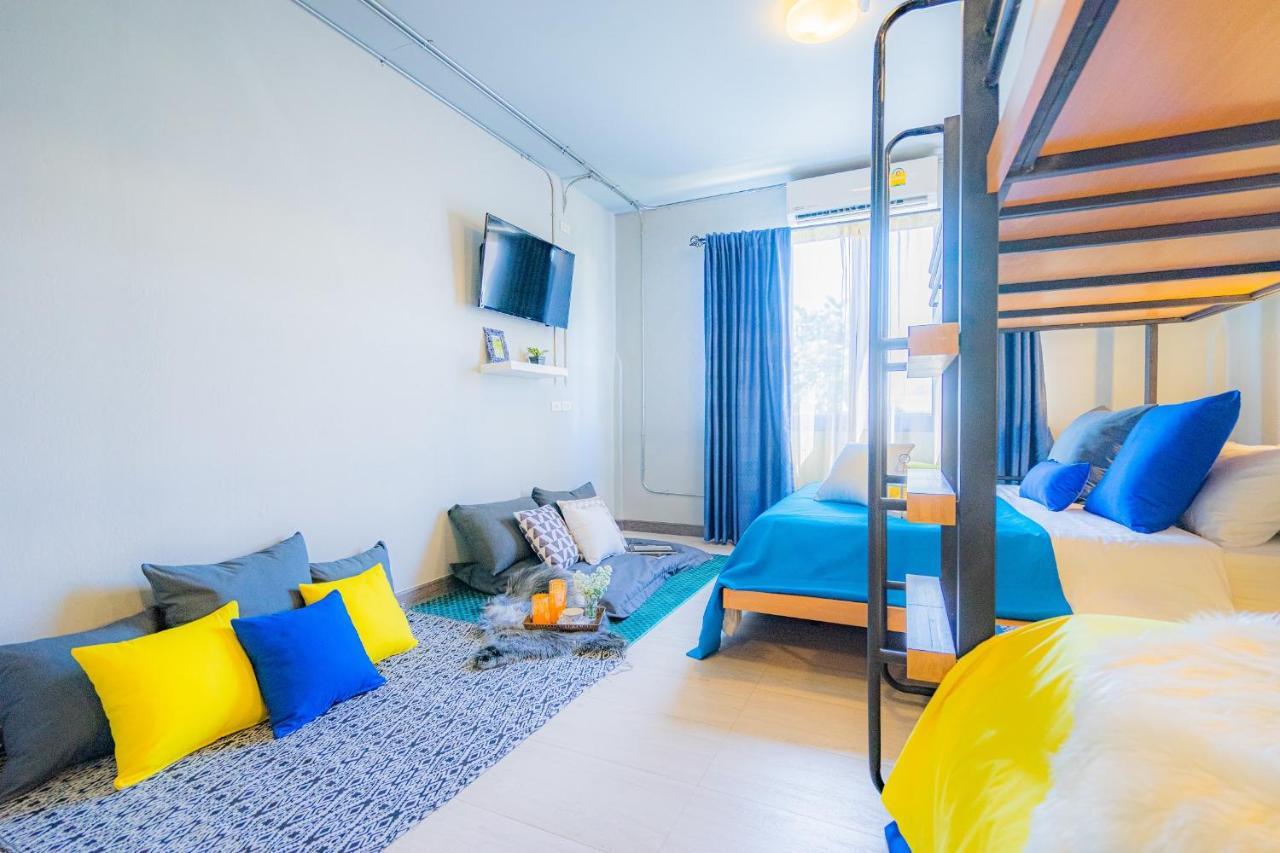 Warm Casa Chiangmai Pansiyon Chiang Mai Dış mekan fotoğraf