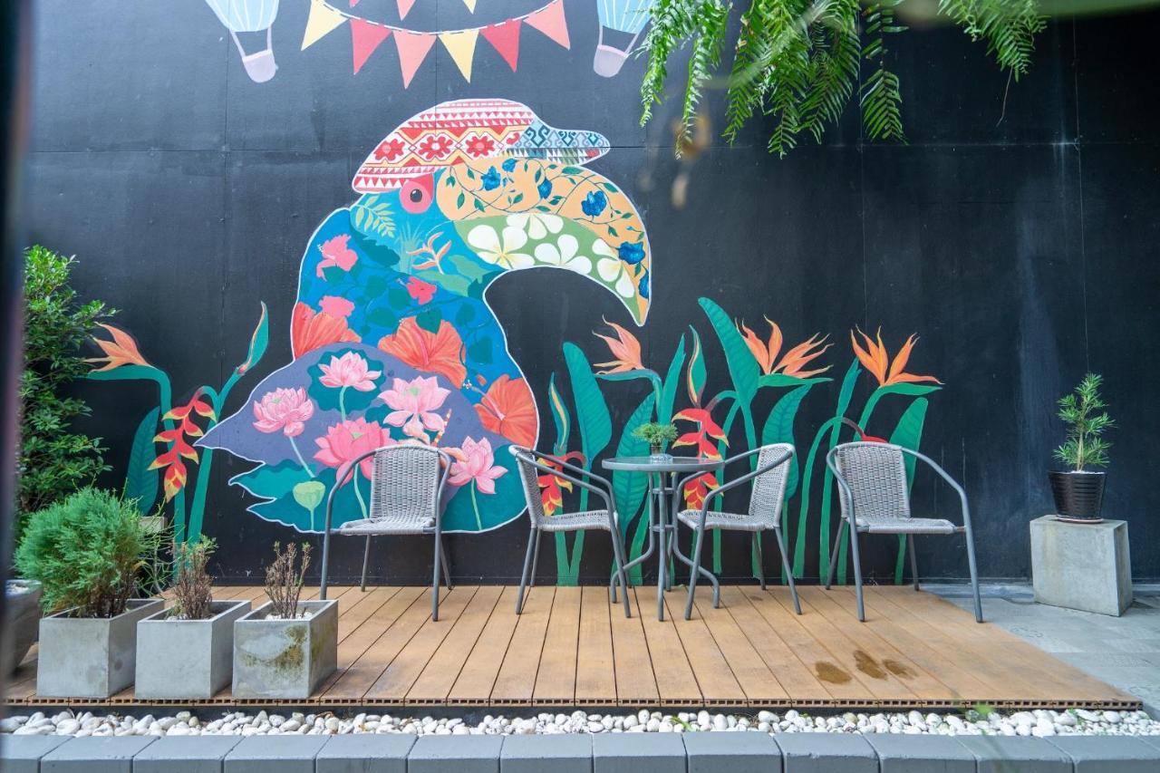 Warm Casa Chiangmai Pansiyon Chiang Mai Dış mekan fotoğraf