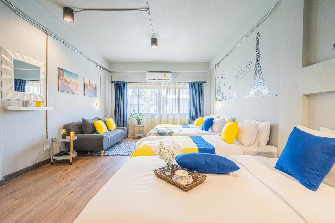 Warm Casa Chiangmai Pansiyon Chiang Mai Dış mekan fotoğraf